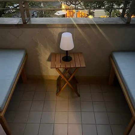 Διαμέρισμα Frisch Sanierte Altbauwohnung Helmholtzplatz